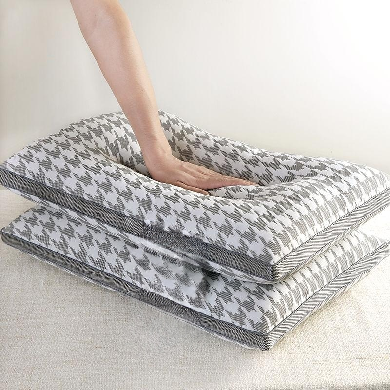 하운드투스 목 마사지 베개