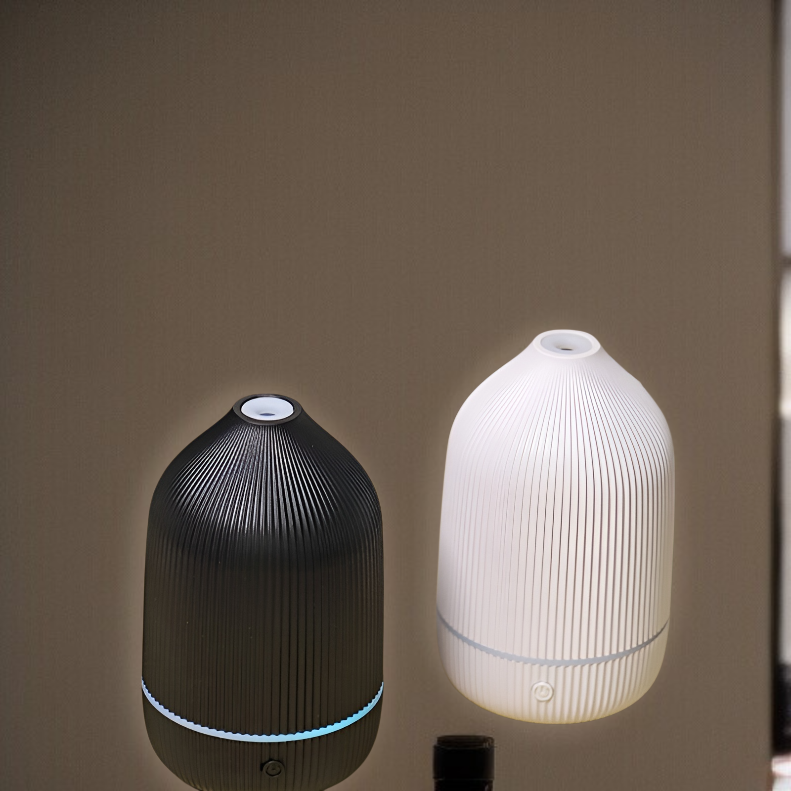 潤いと香りをもたらすアロマ加湿器の特徴