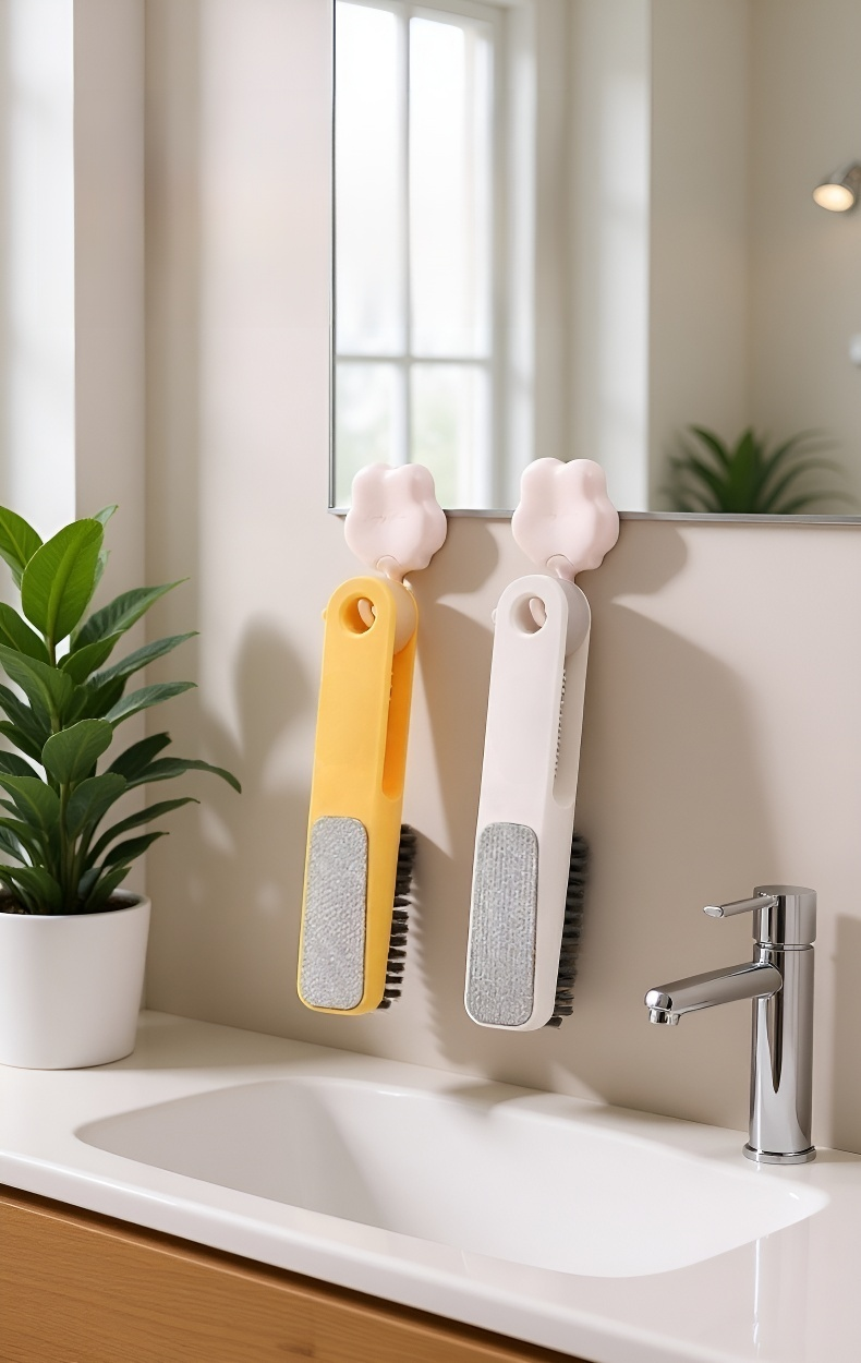 부드럽고 안전한 소재의 발 브러시