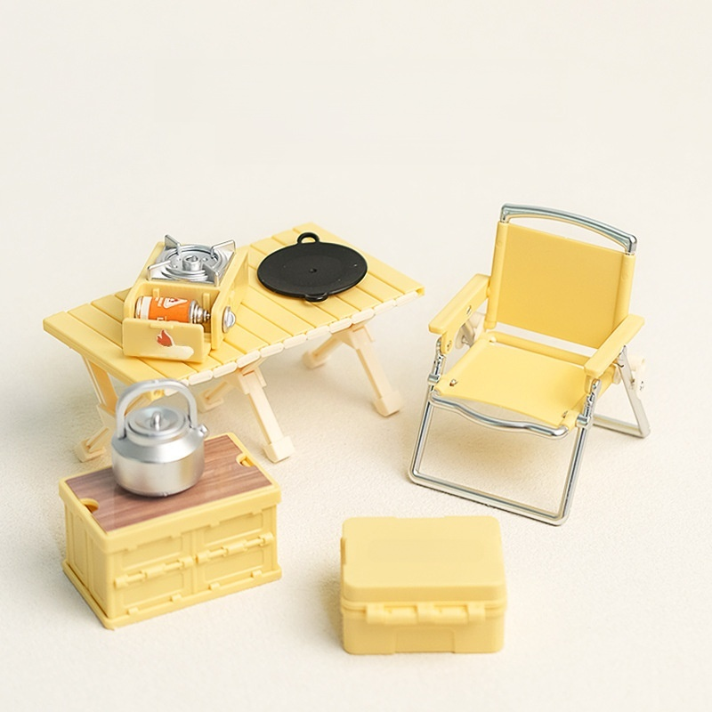 Mini Kitchen and Living Room Dollhouse Decoration Model