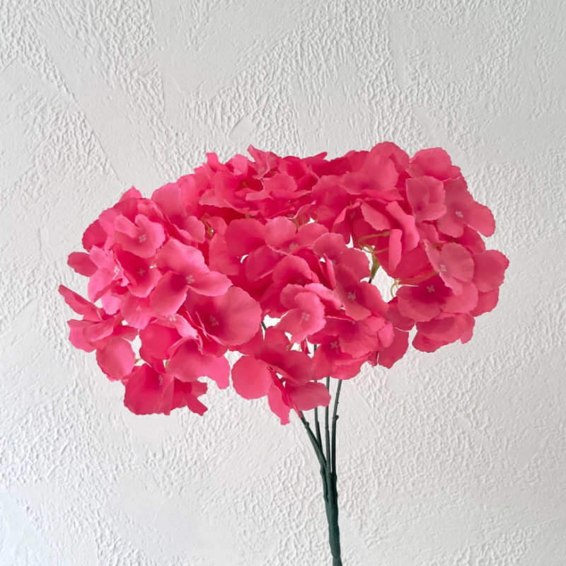 Fleurs artificielles rose rose