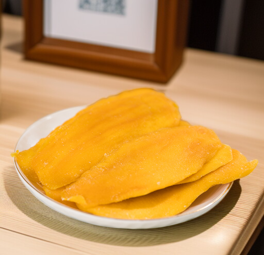 大きなスライスで食べ応えのあるマンゴー