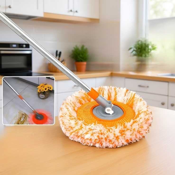 Mopa plana multiusos limpiando el suelo de madera