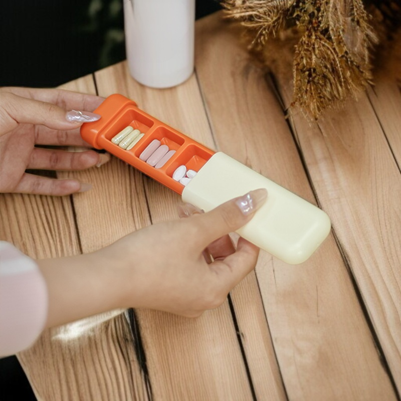 กล่องยาแบบพกพารูปสี่เหลี่ยมผืนผ้า