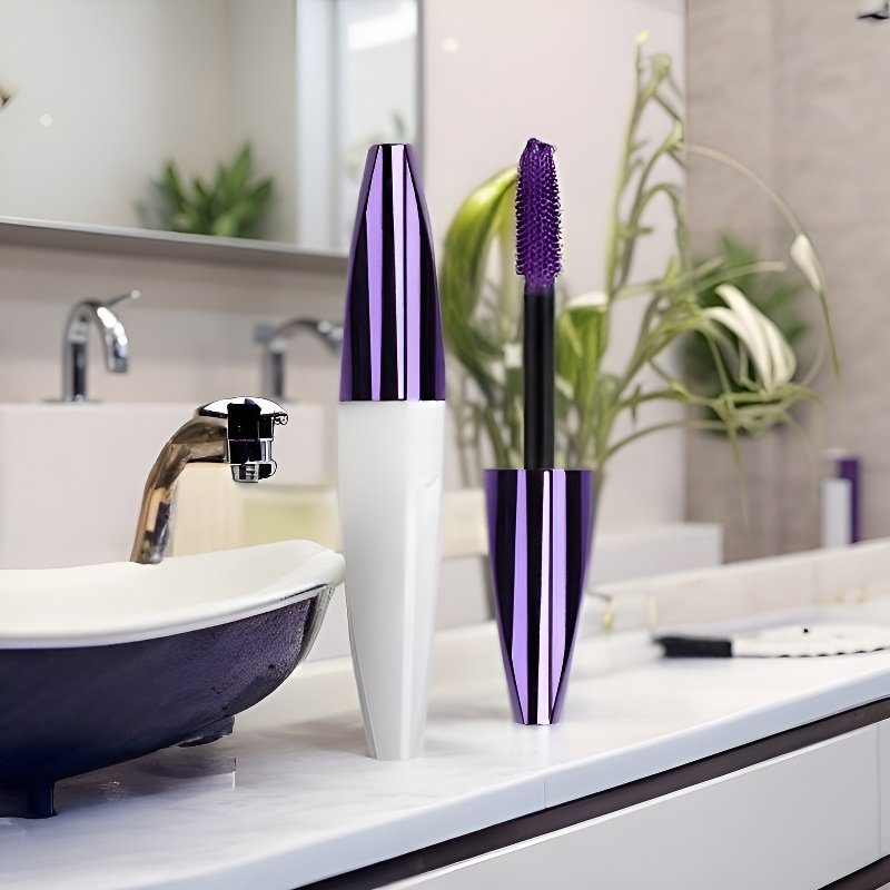 풍성한 볼륨 연출 마스카라