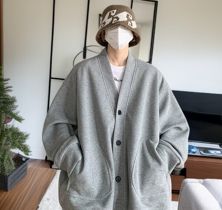 アメリカンジャケット風のVネックカーディガン