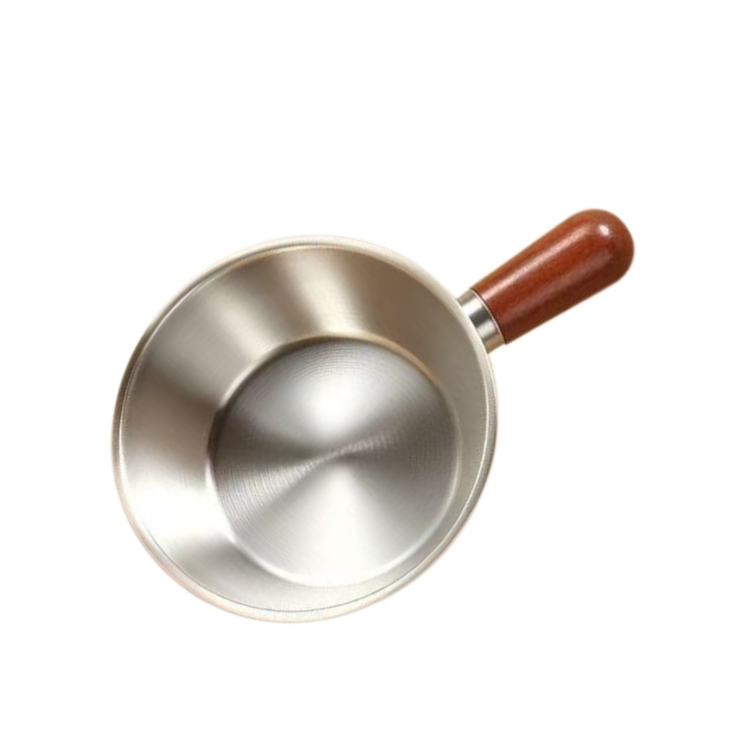 金の取っ手付きサラダボウル