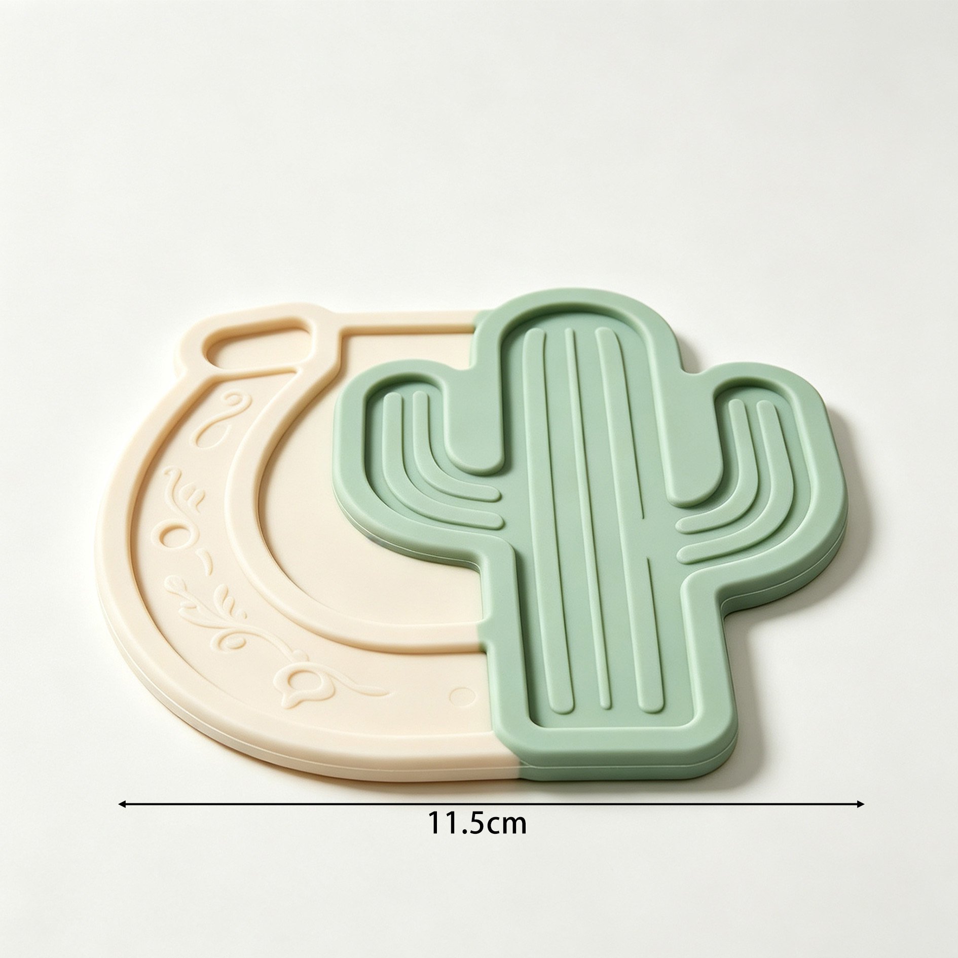 Non-slip table protector with green palm design
