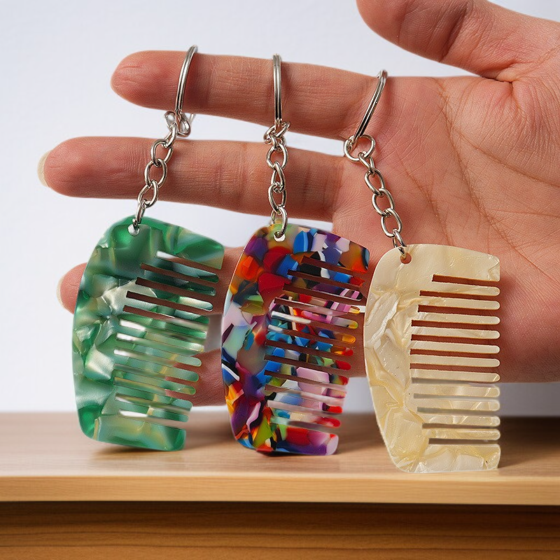 Portable comb
