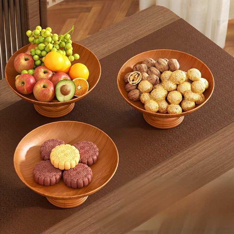 Vyvýšená mísa na ovoce s dřevěným vzorem