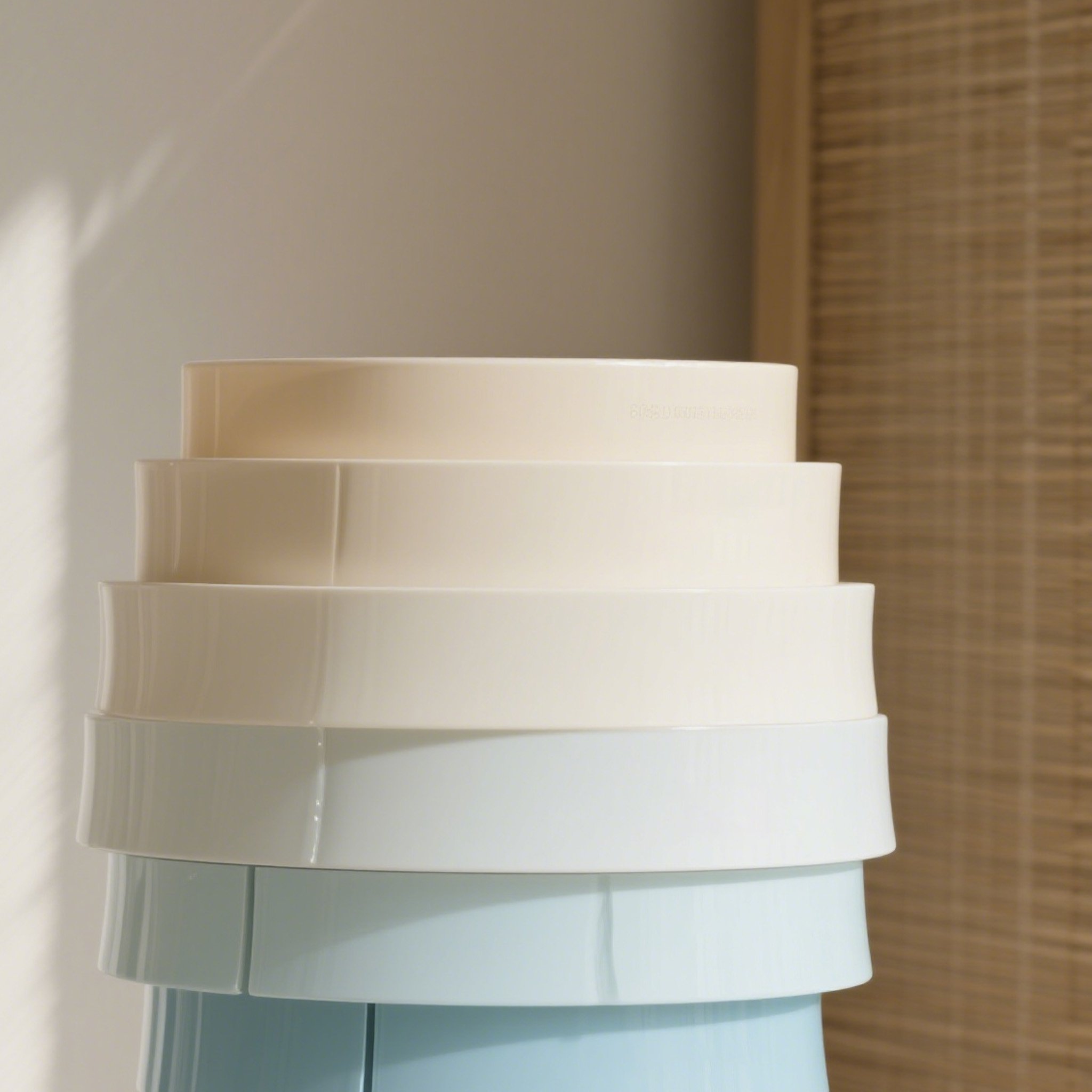 グラデーション層状テーブルランプ