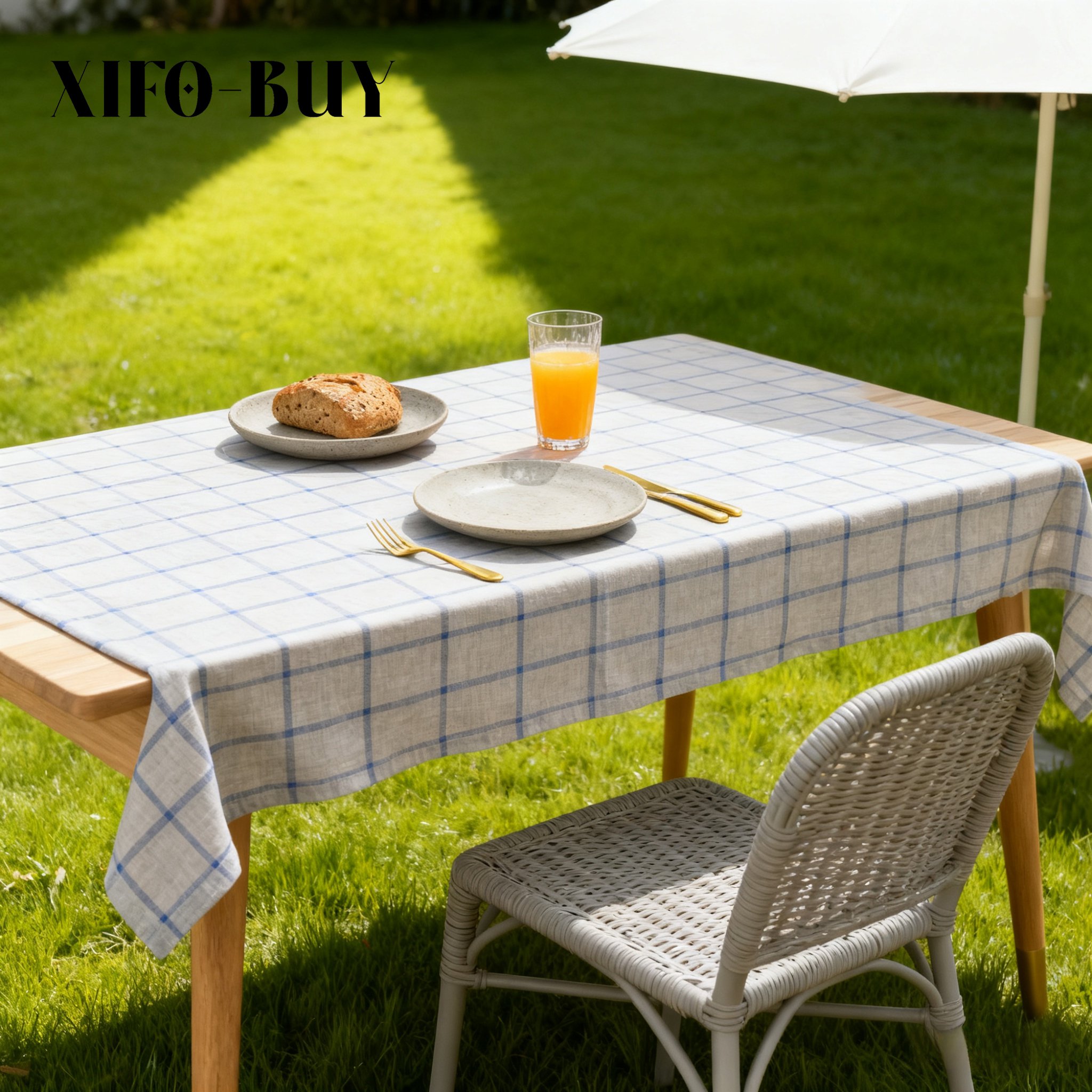 ผ้าปูโต๊ะลายตารางสีน้ำเงินเทา