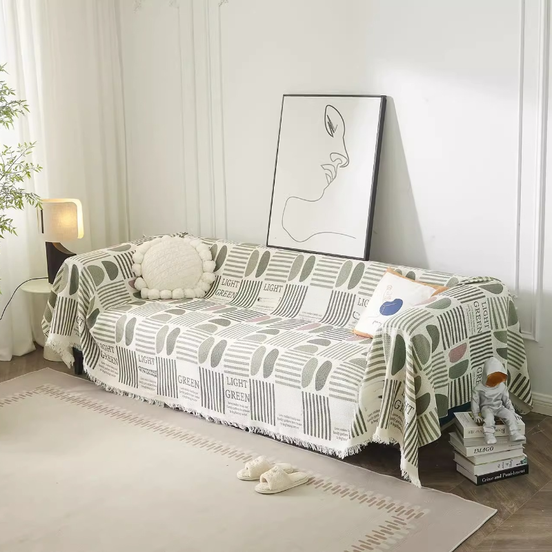 Nordic-Style Sofa Throw