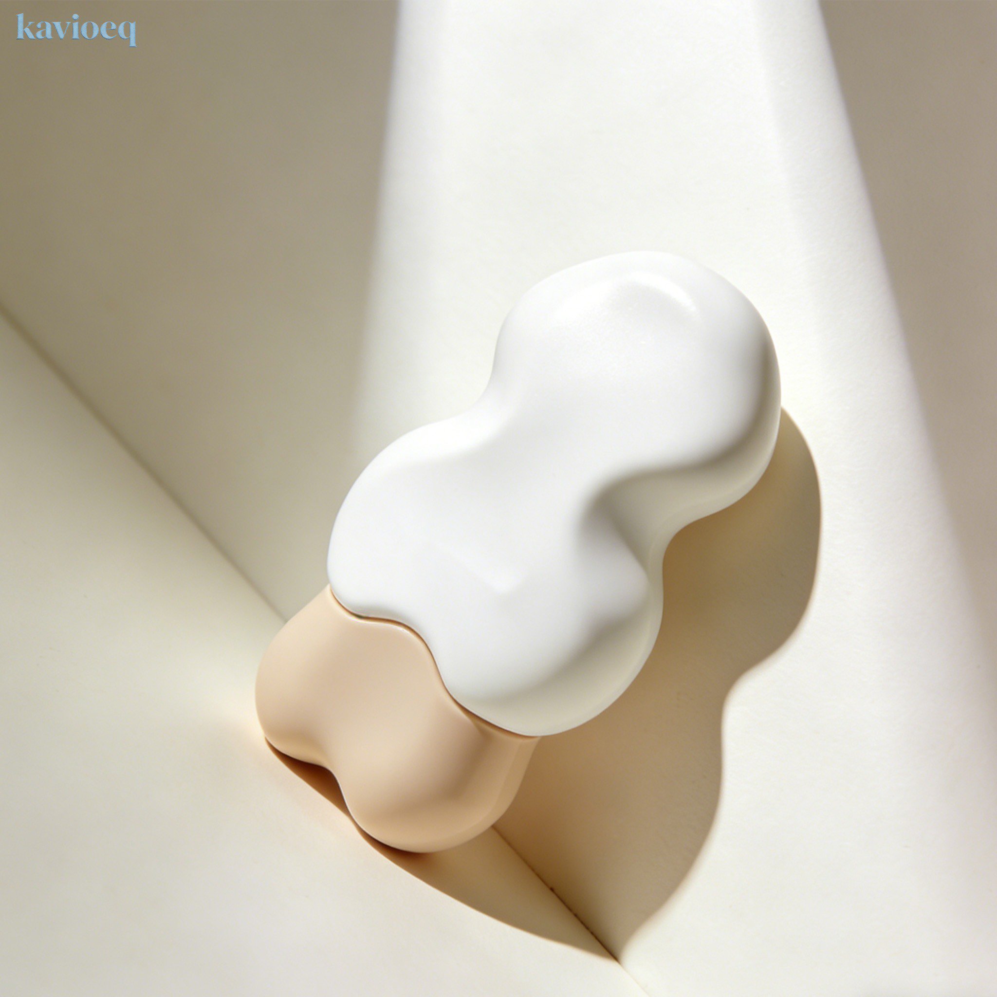 護手霜質地細膩易吸收