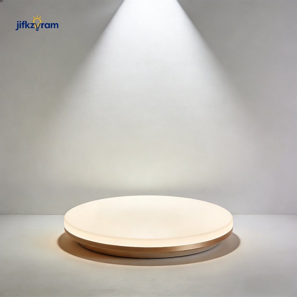 Lámpara de techo LED sin marco iluminando un salón moderno