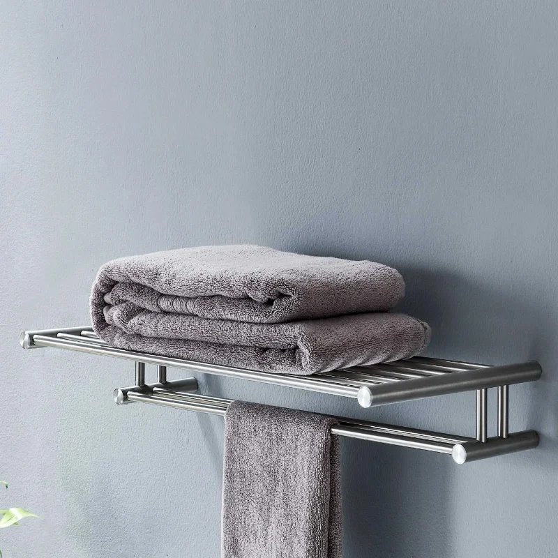 Bathroom accessory set