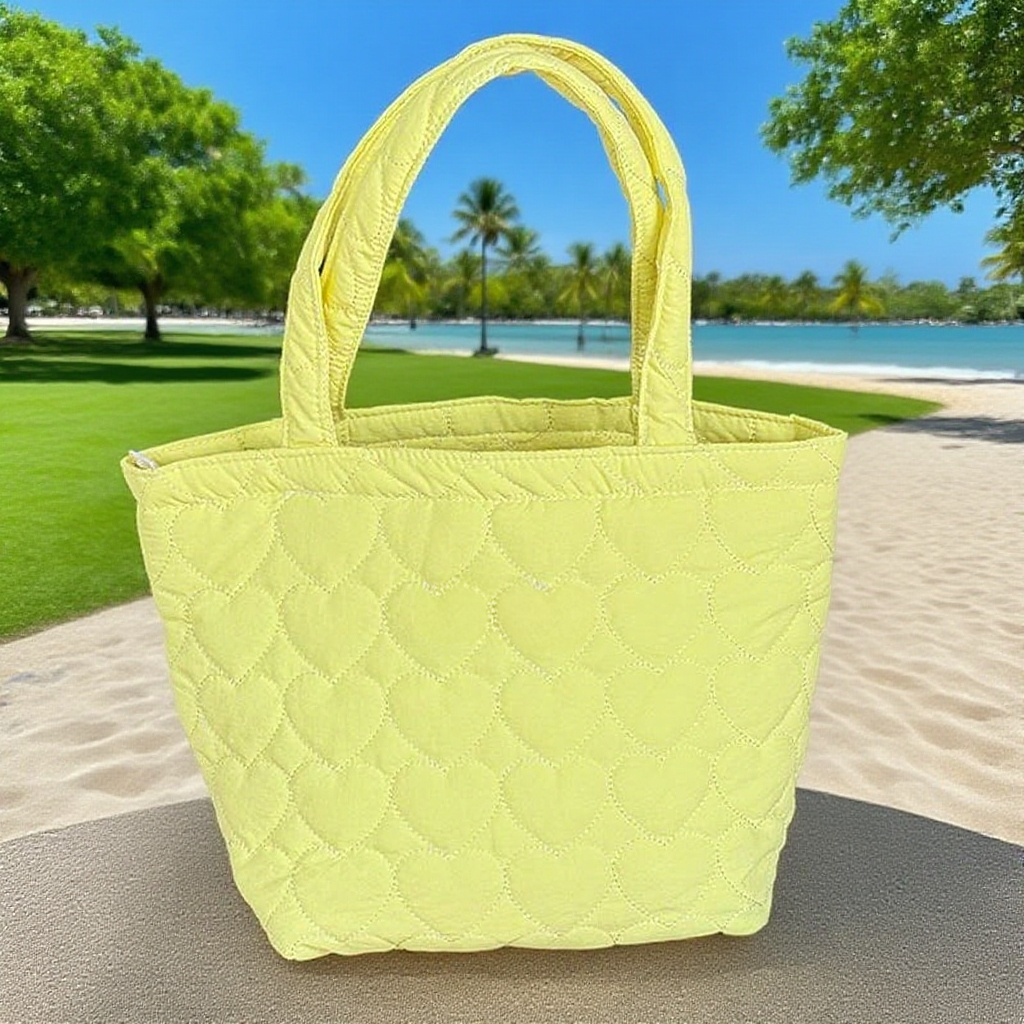 여러 가지 음식이 담긴 도시락 꾸러미