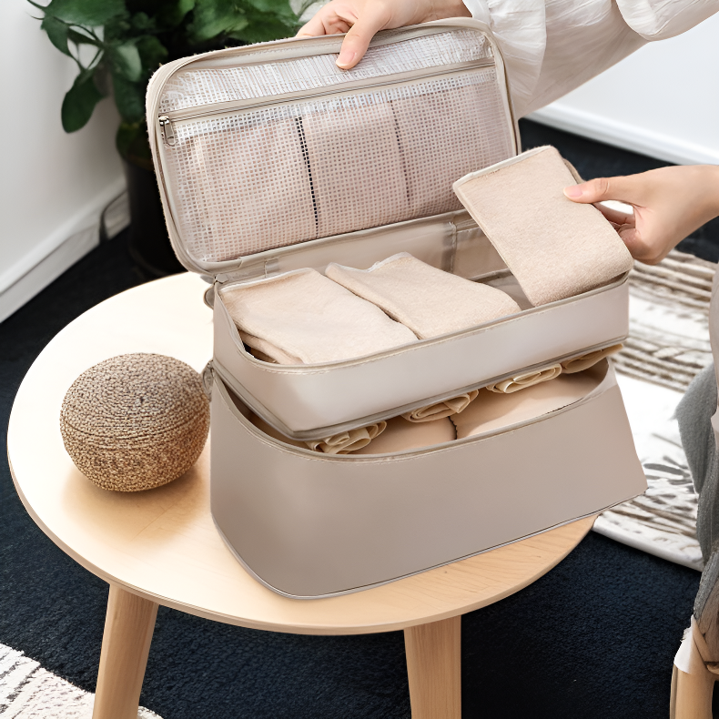 携帯用大容量防水下着・靴下収納ボックス
