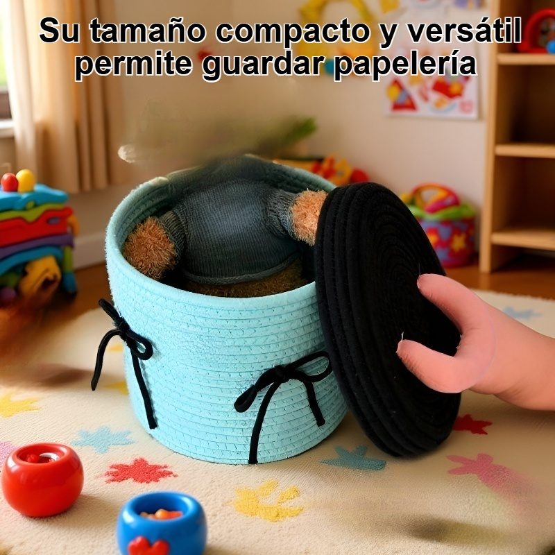 Cesta de almacenamiento tejida para escritorio en color natural