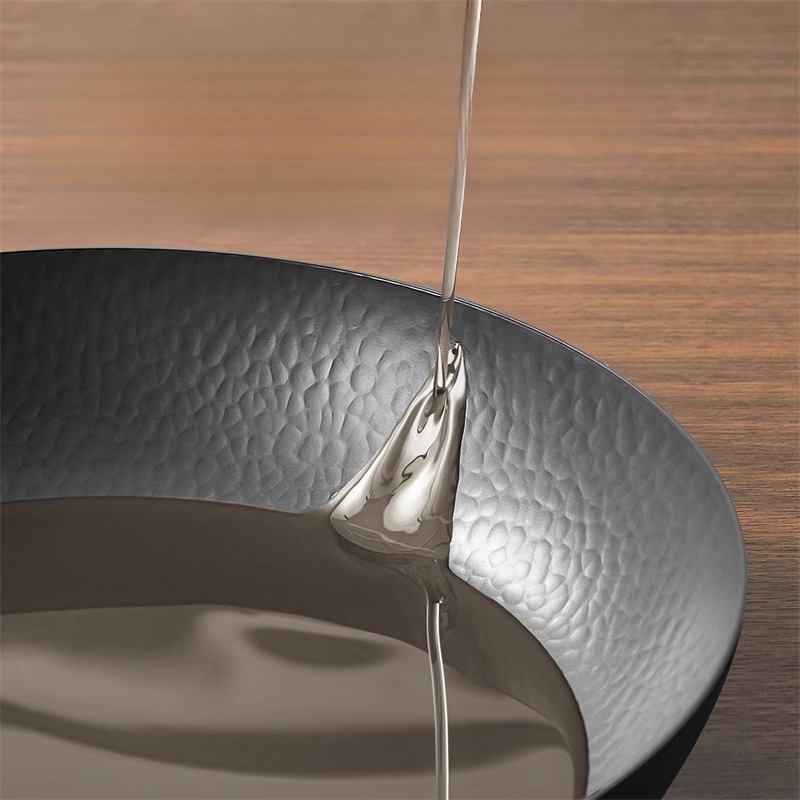 Easy-Carry Uncoated Flat Pan