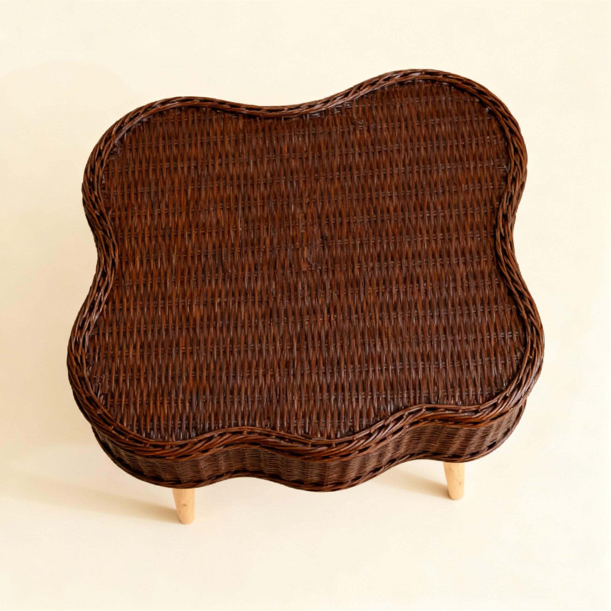 เฟอร์นิเจอร์โต๊ะทันสมัย