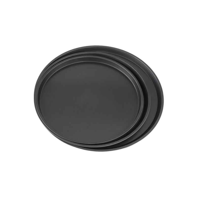 둥근 모양의 붙지 않는 피자 팬