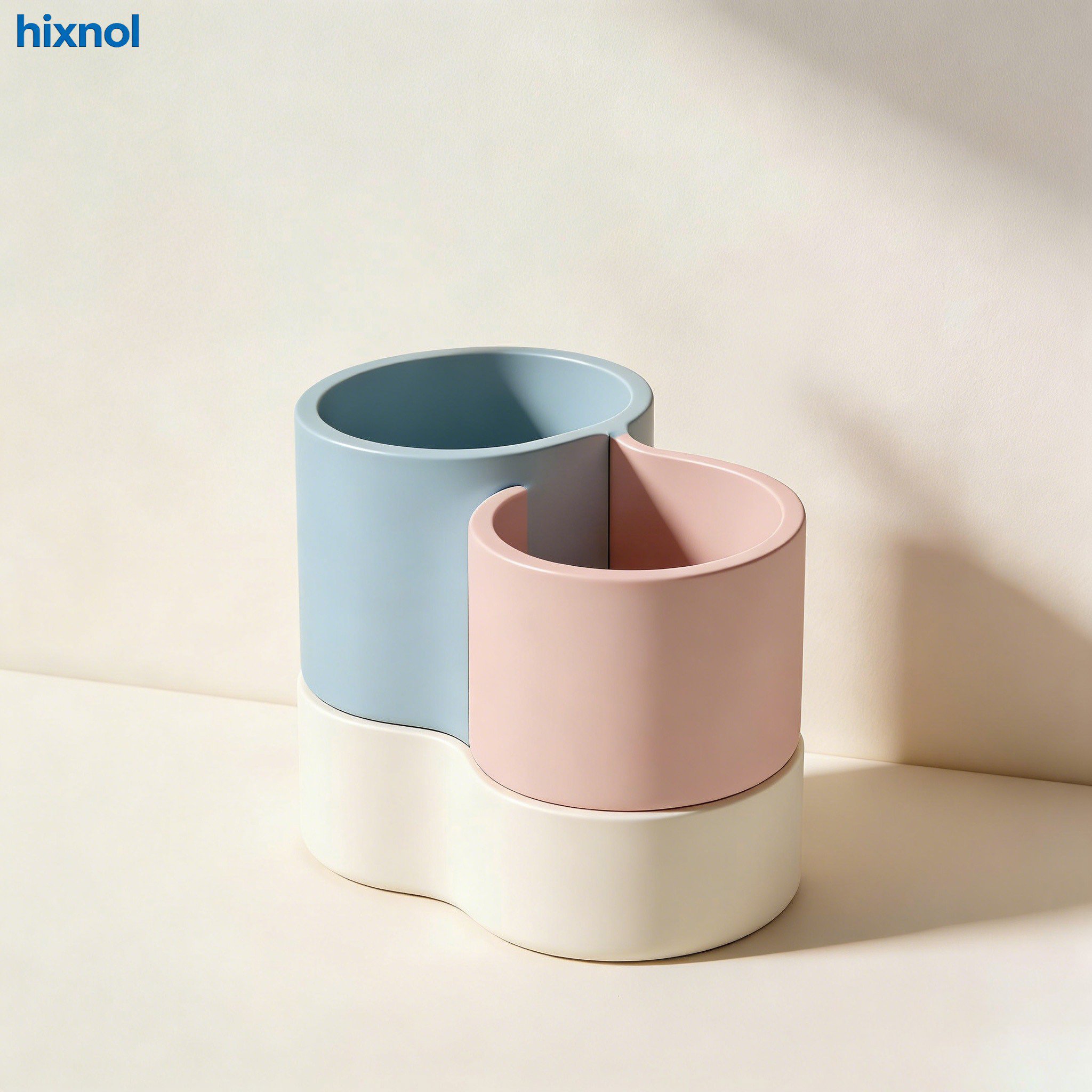 Set of 3 multifunctional pen holders for desk organization