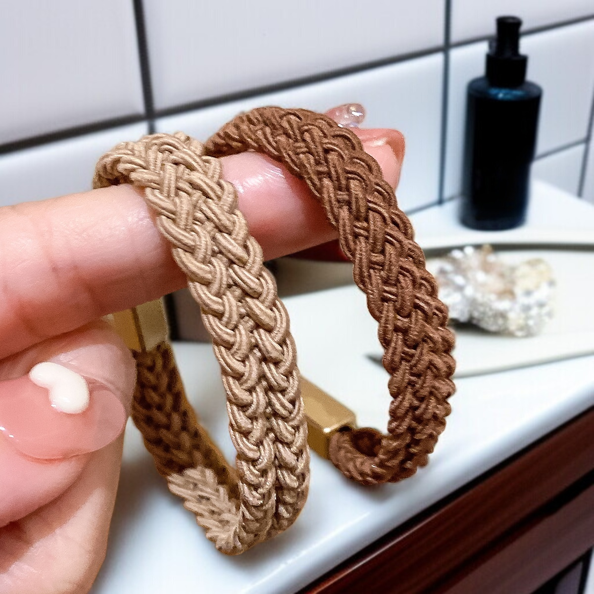 튼튼한 머리끈 소재 확대