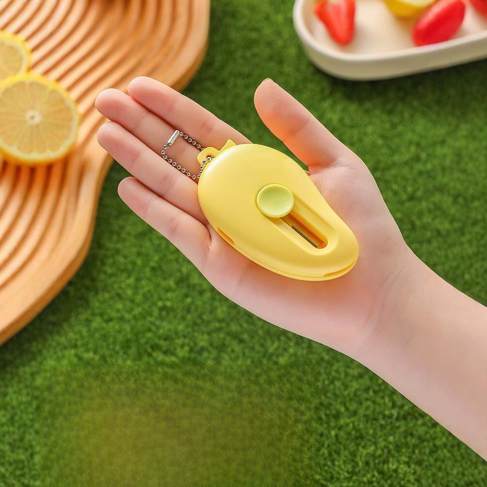 多機能フルーツピーラー