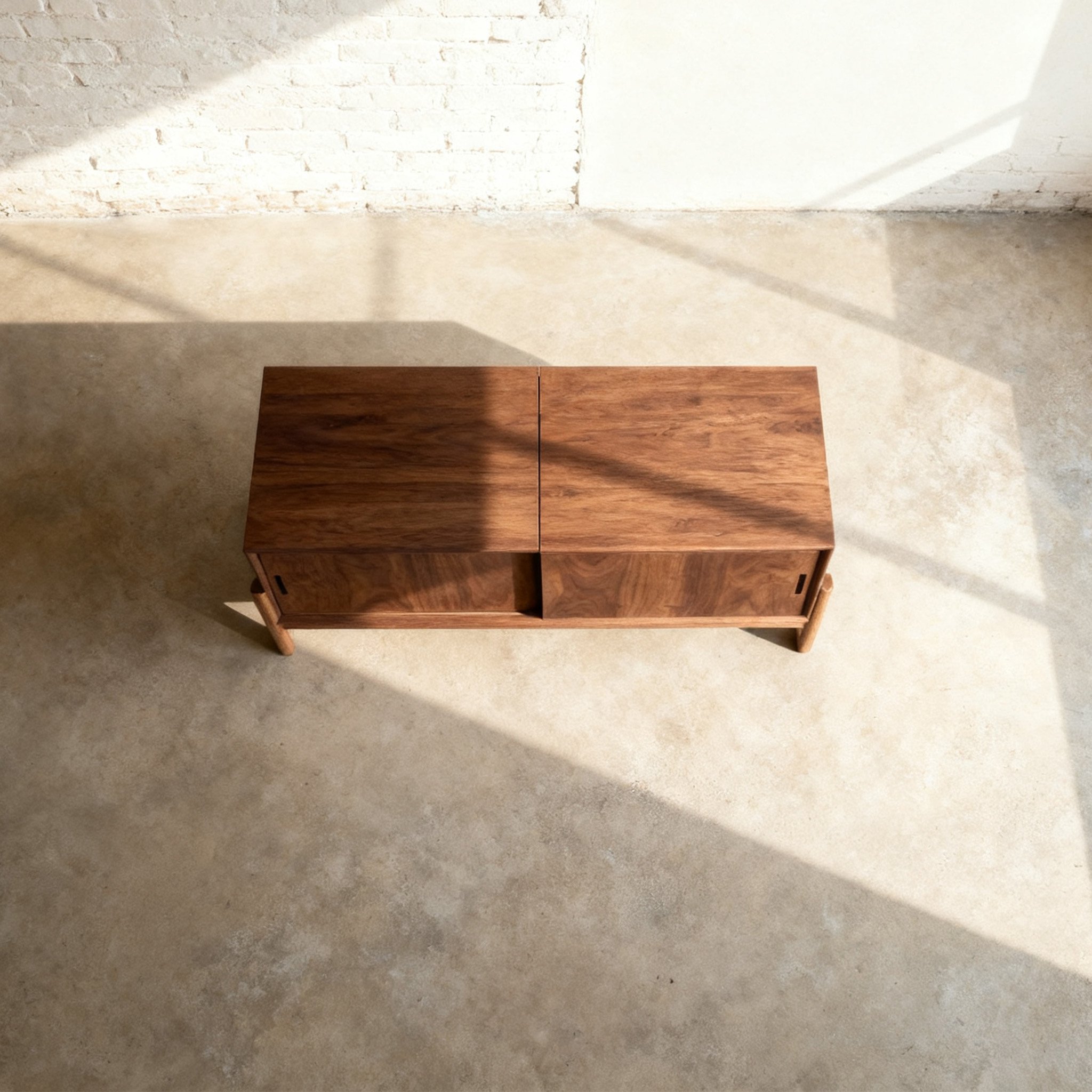 클래식 월넛 슬라이딩 도어 수납장 전체 이미지