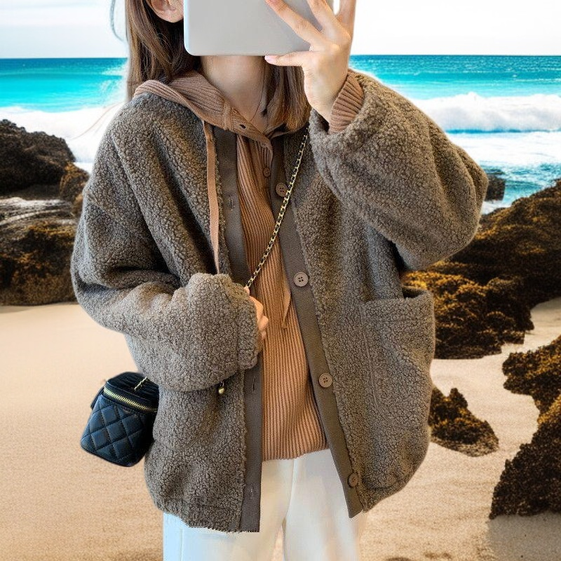 Damenmantel aus Lammwolle