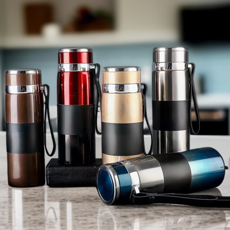 Portable large-capacity outdoor sports water bottle