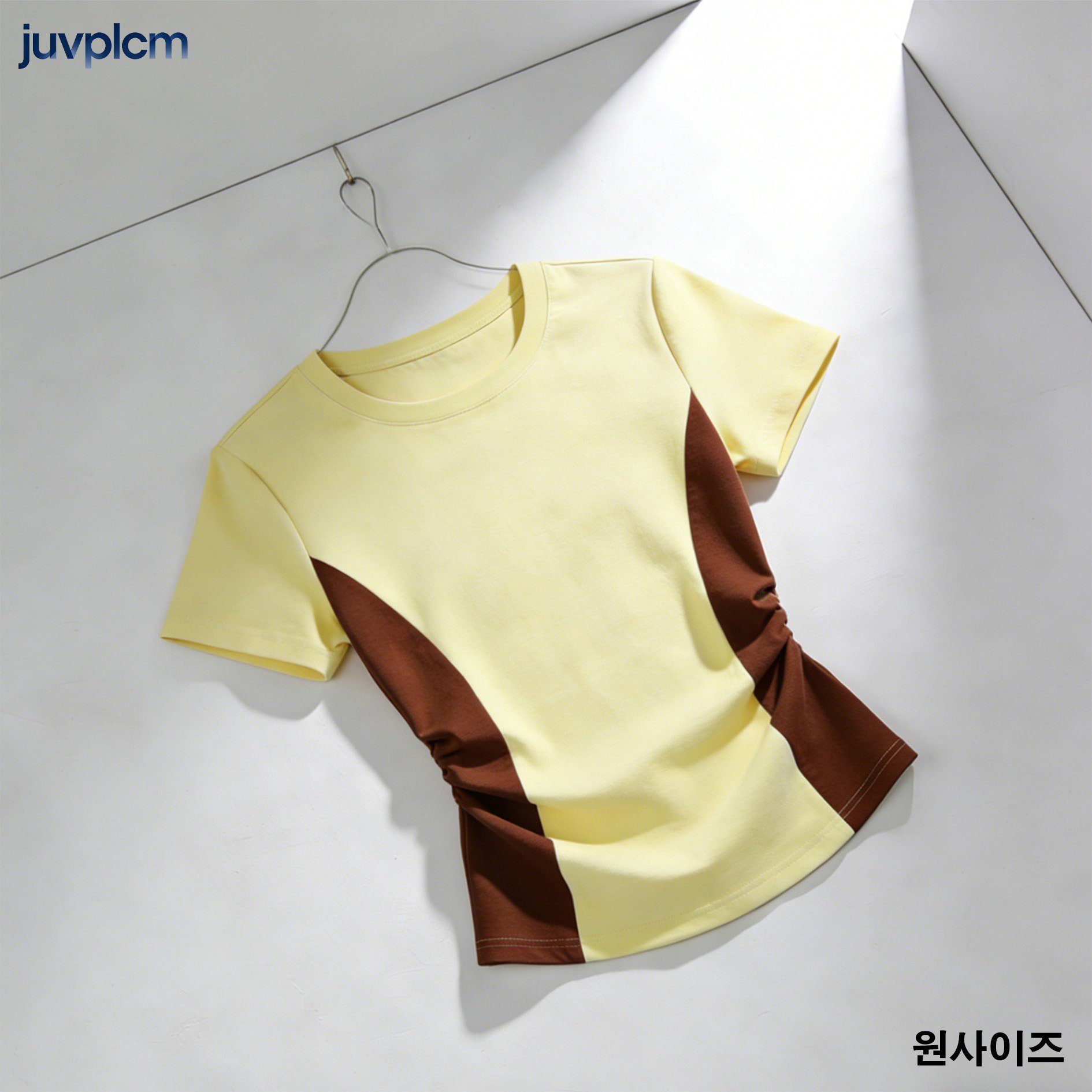 여성용 순면 반팔 셔츠 착용 이미지