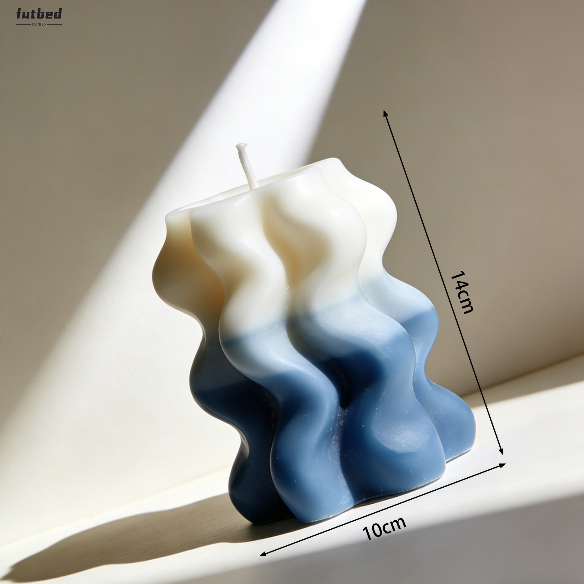 Decorative candles set with relaxing aroma