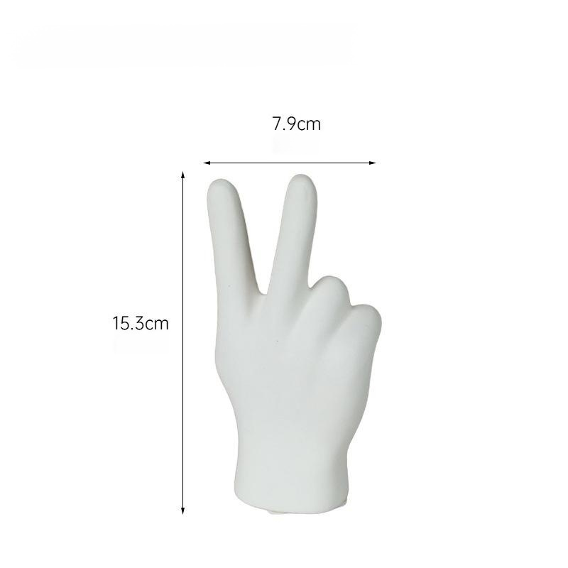 Keramik-Dekoration in Handform