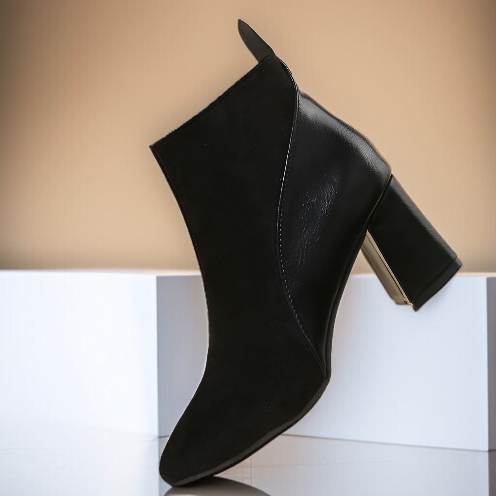 秋冬コーデにぴったりなショートブーツ