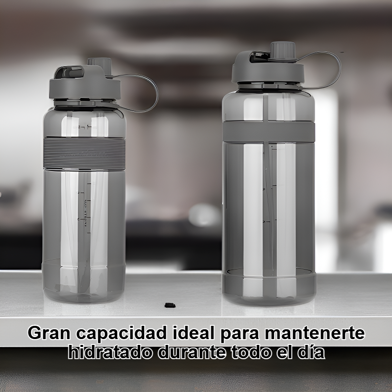 Botella de agua de plástico portátil de gran capacidad con pajita.