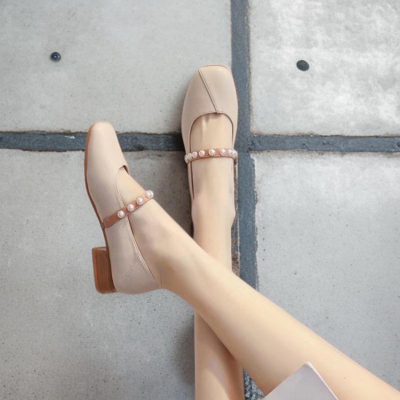 春と秋の新作通気性レザーメリージェーンシューズ