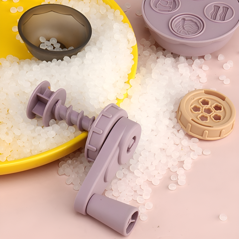 ชุดเครื่องปั้นดินเหนียวสำหรับทำไอศกรีมและบะหมี่