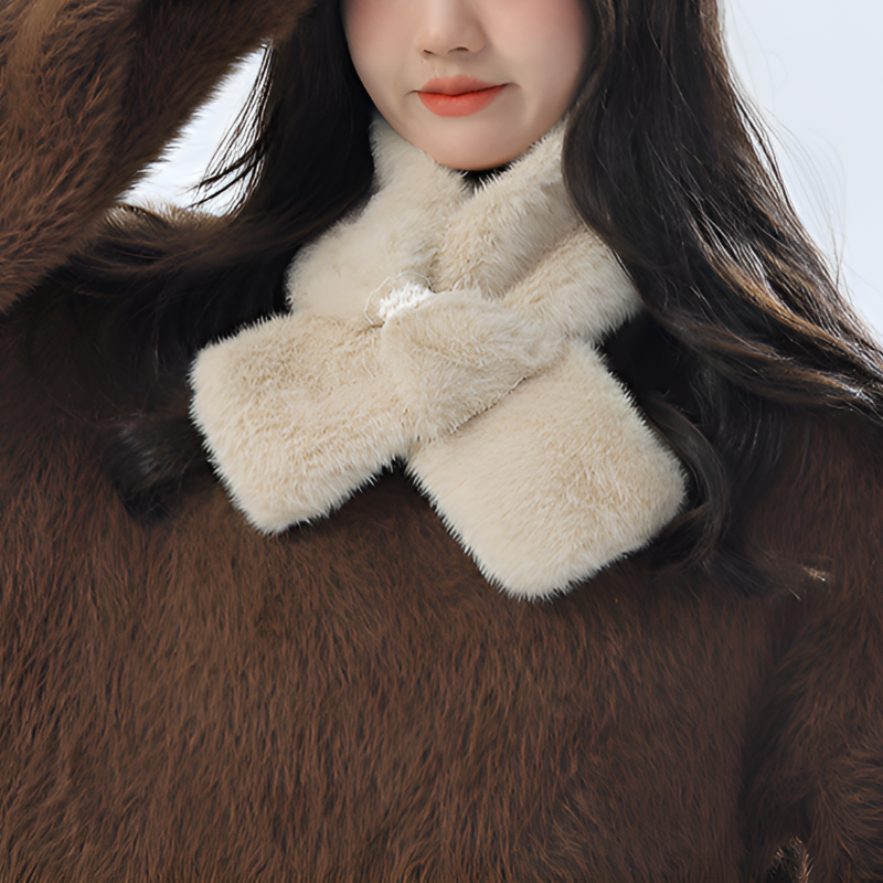 Crossed plush scarf