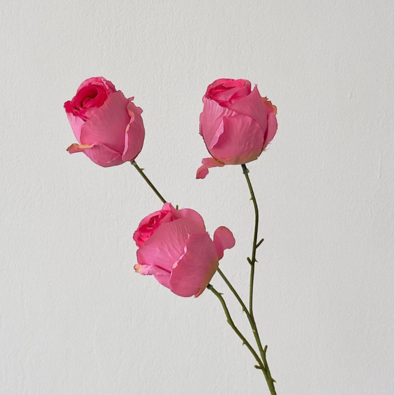 Fleurs artificielles rose rose