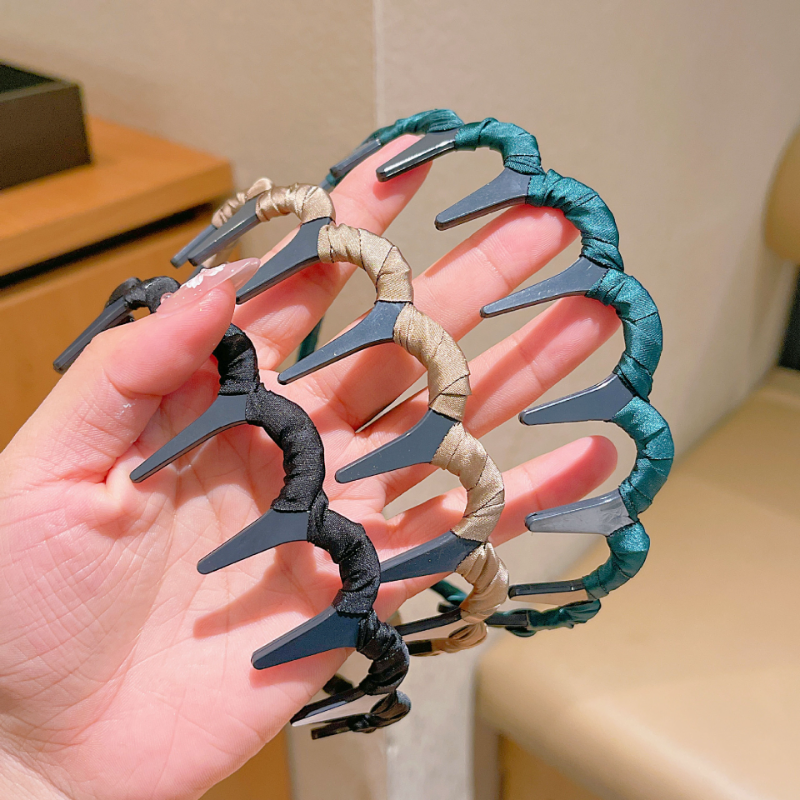 ที่คาดผมทรงสูงฟูฟ่องมีเท็กซ์เจอร์