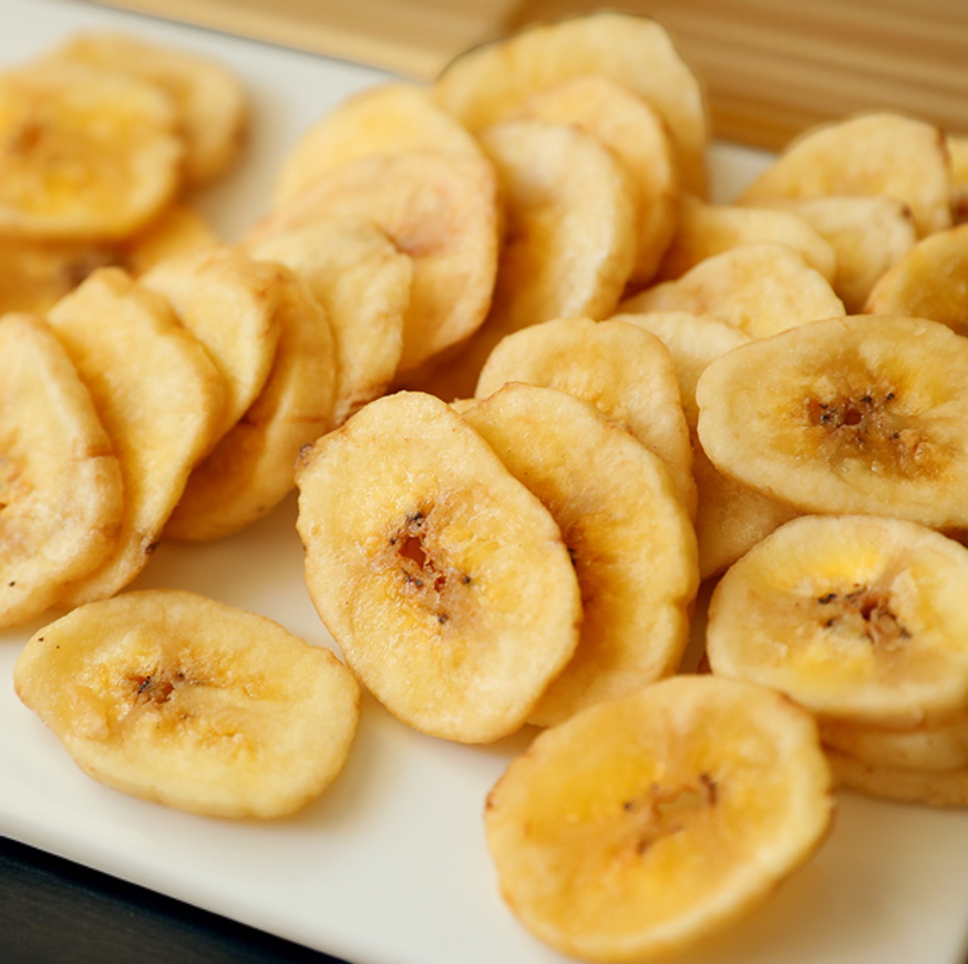 ヘルシーなおやつとして人気のバナナチップス