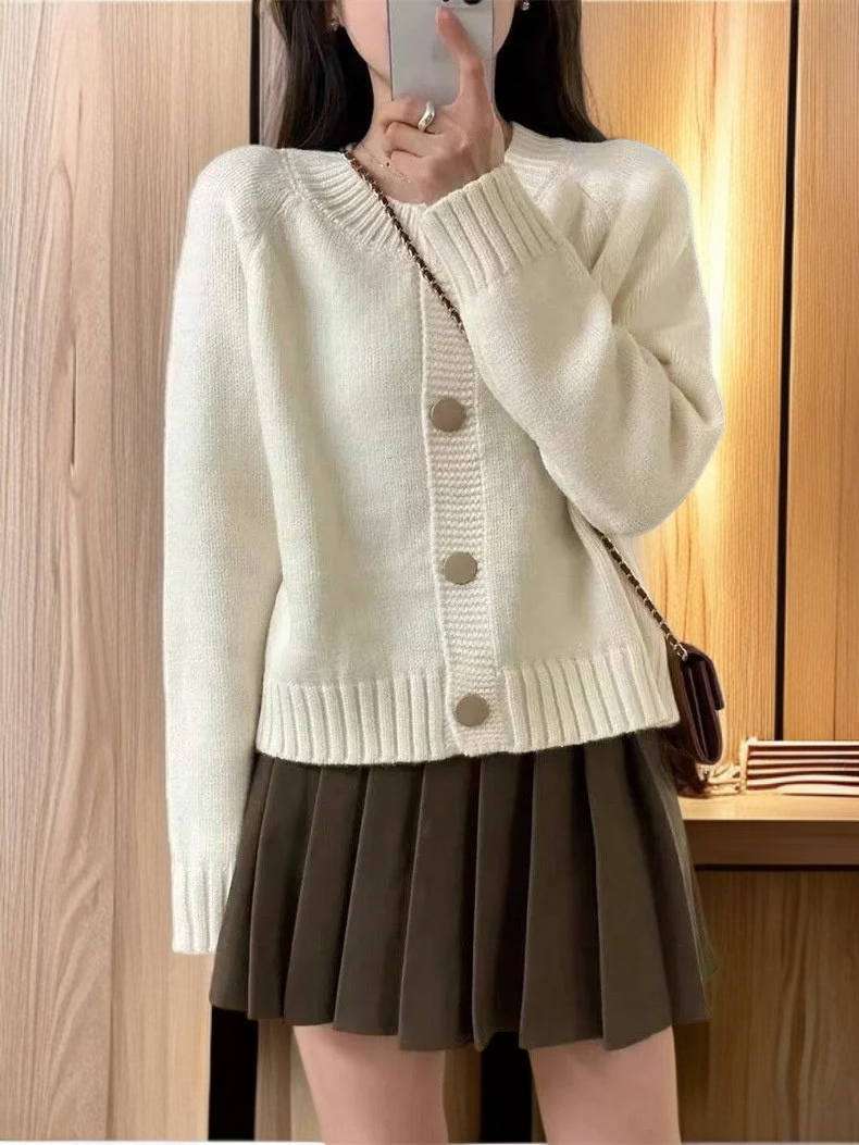 Chaqueta de punto suelta combinada con ropa casual