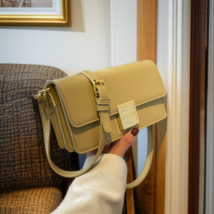 حقيبة كتف نسائية واسعة السعة، حقيبة كروس أنيقة للنساء