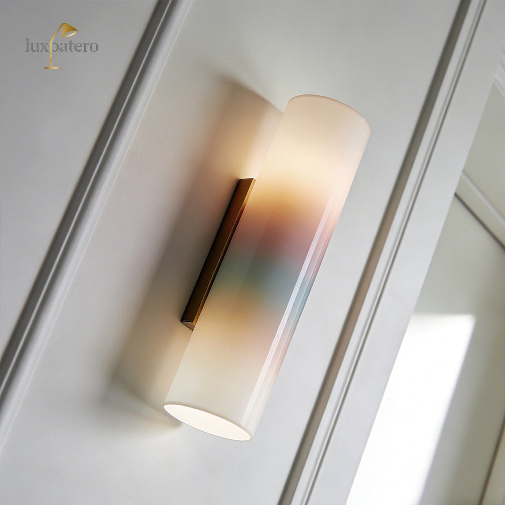 現代簡約設計走廊壁燈安裝效果