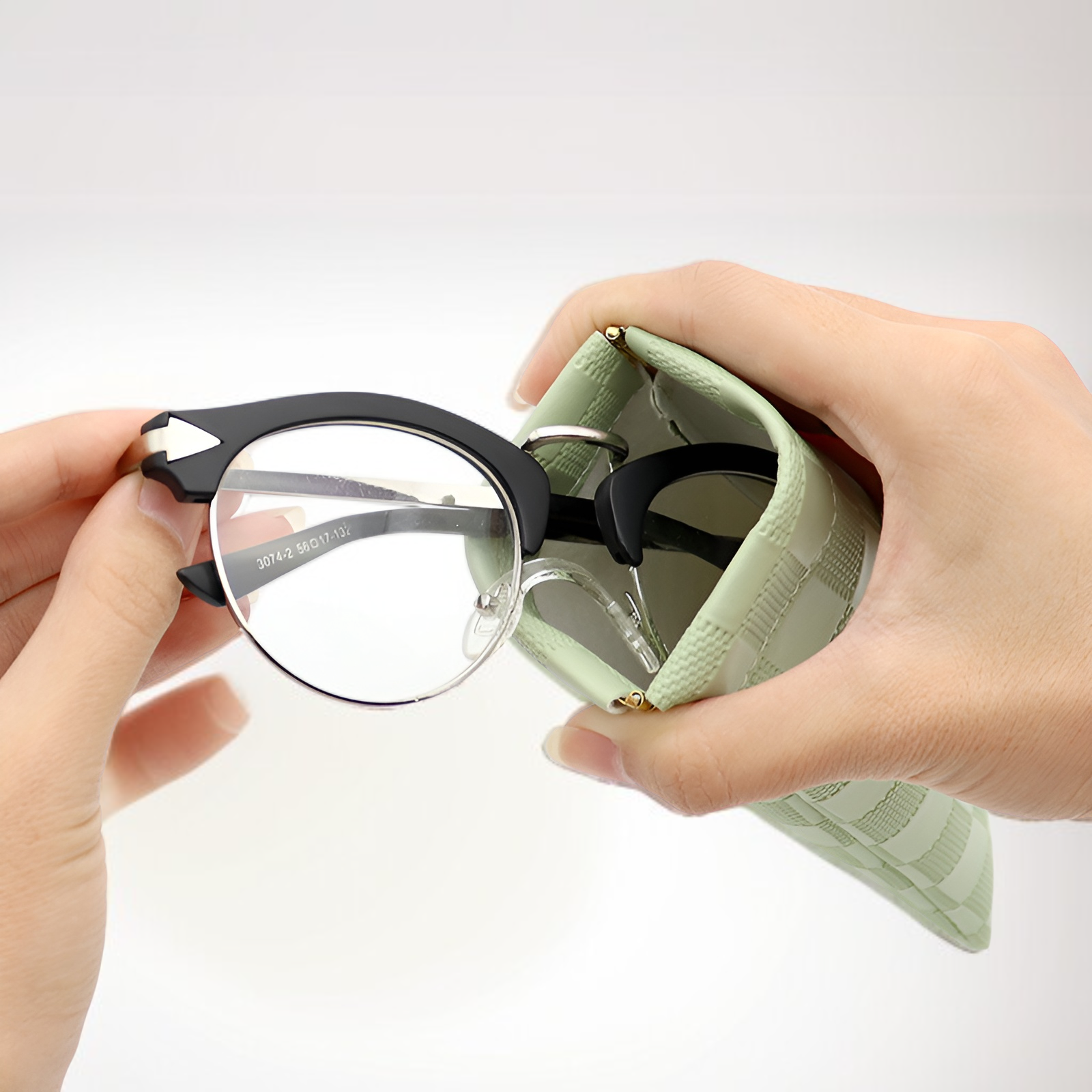 防壓自動閉合眼鏡袋