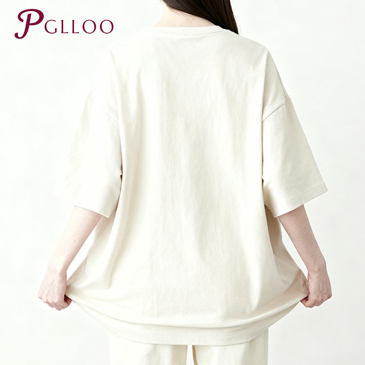 흰색 반팔 루즈핏 베이스 레이어