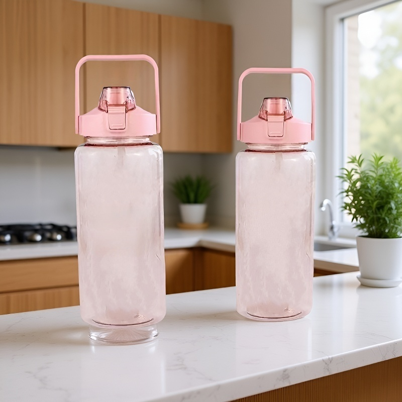 피트니스 및 스포츠에 적합한 대용량 휴대용 빨대컵