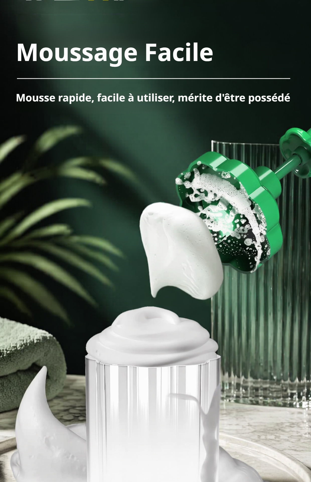 Utilisation du mousseur manuel pour le visage